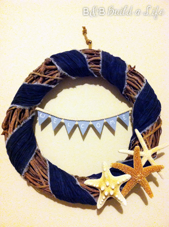Summer  Seashell & Denim Wreath @ BandBBuildALife.com